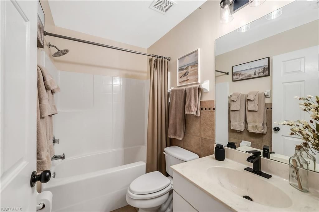 4105 2nd Ave Ne, Naples, FL 34120 Photo