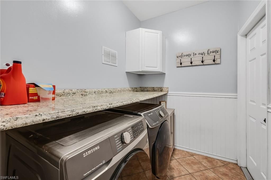 4105 2nd Ave Ne, Naples, FL 34120 Photo