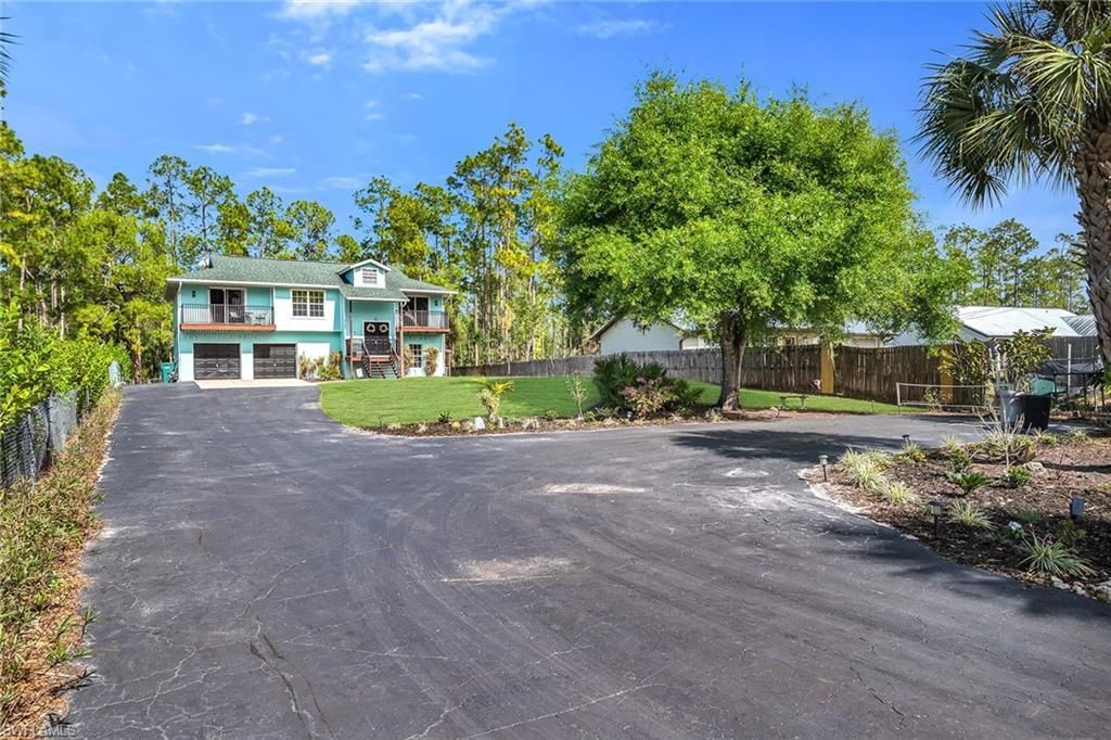 4105 2nd Ave Ne, Naples, FL 34120 Photo