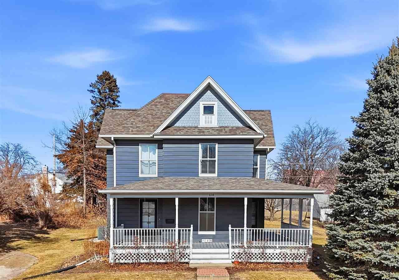 618 W Main St, Washington, IA 52353 Main Photo