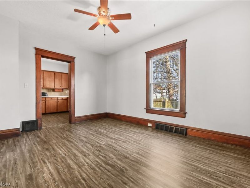 55 Eber Avenue, Akron, OH 44305 Photo 10