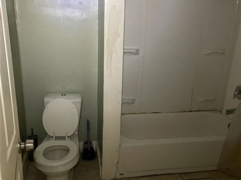 5714 Bridge Avenue, Cleveland, OH 44102 Photo 3