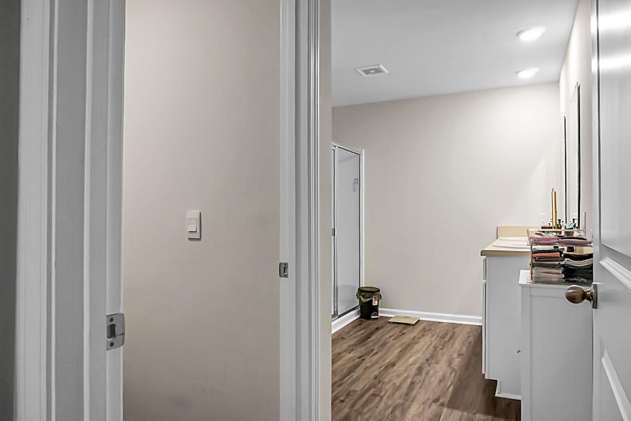 500 Shady Maple Street Photo 25