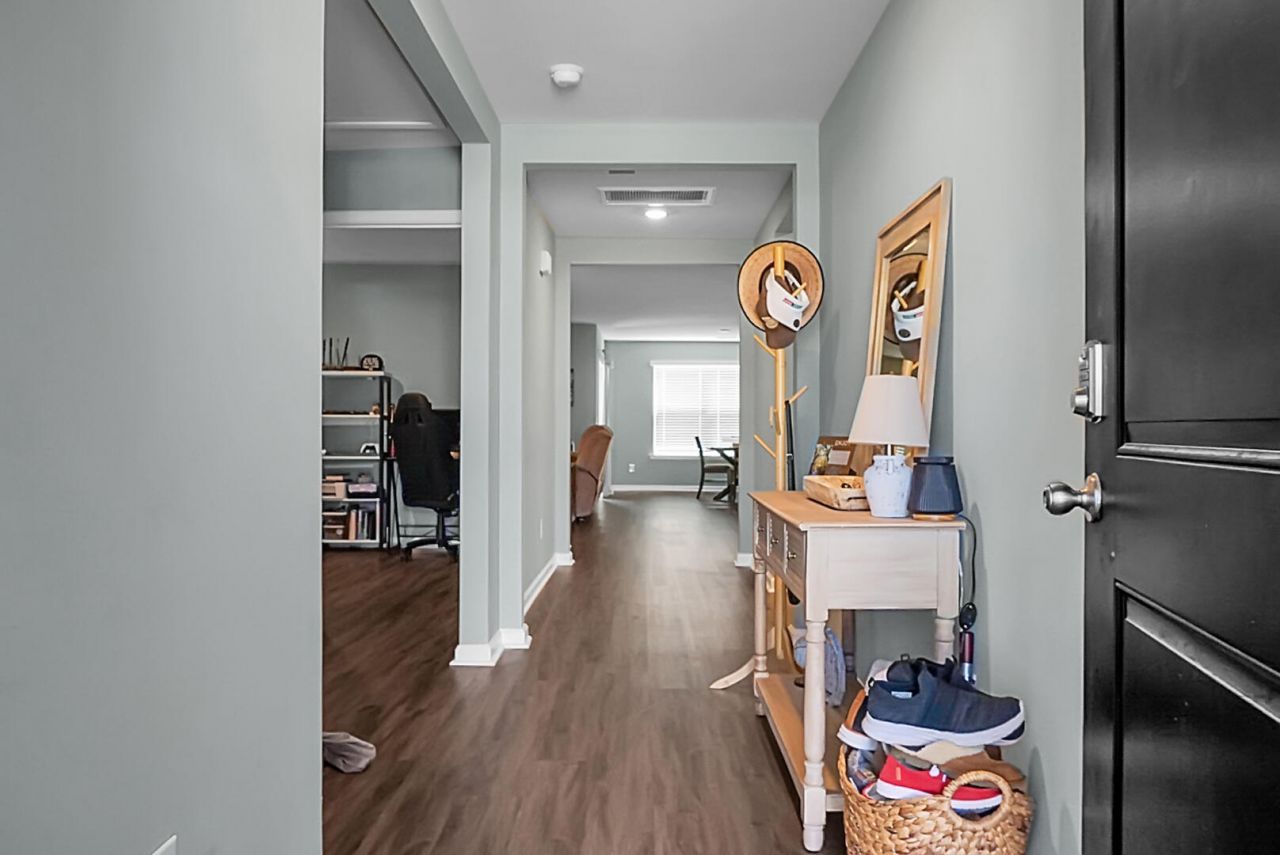 500 Shady Maple Street Photo 5