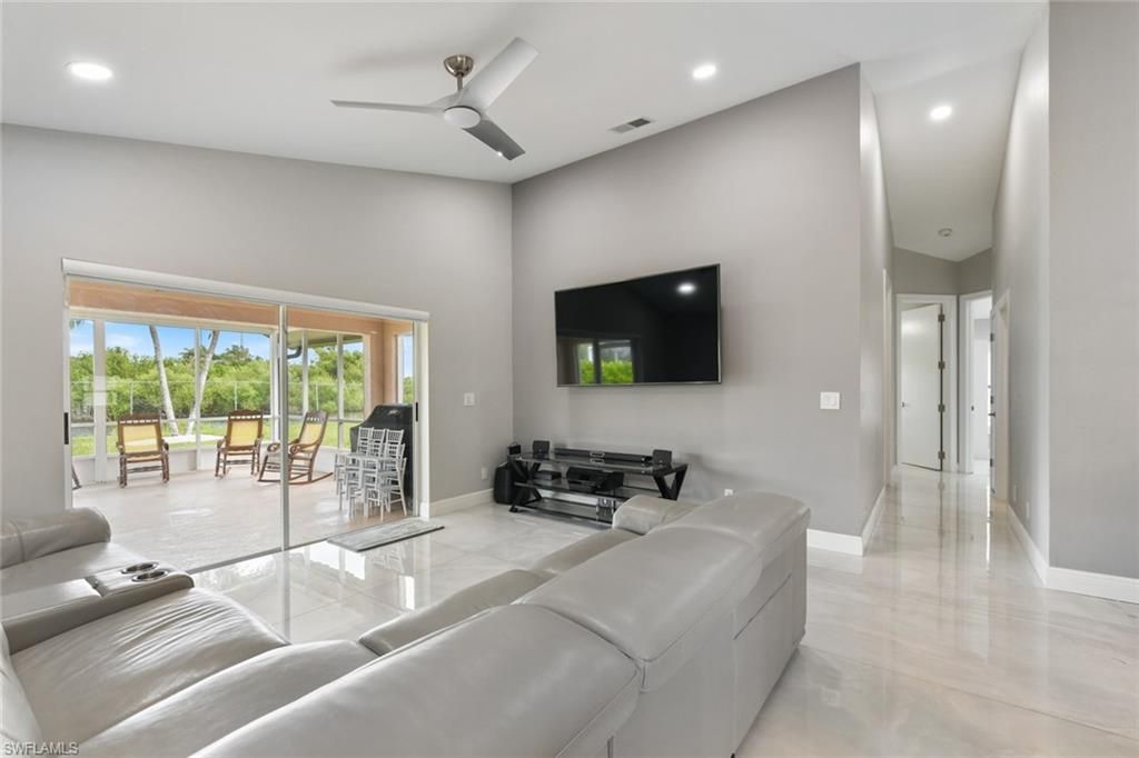 15613 Beachcomber Ave, Fort Myers, FL 33908 Photo