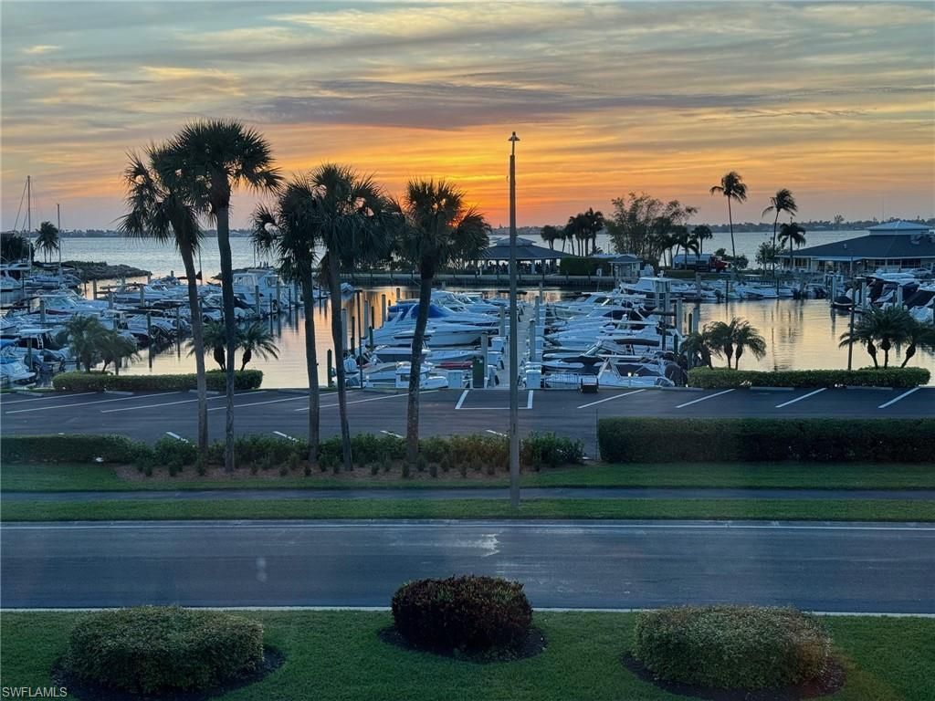 4100 Steamboat Bend E, Unit 101, Fort Myers, FL 33919 Photo