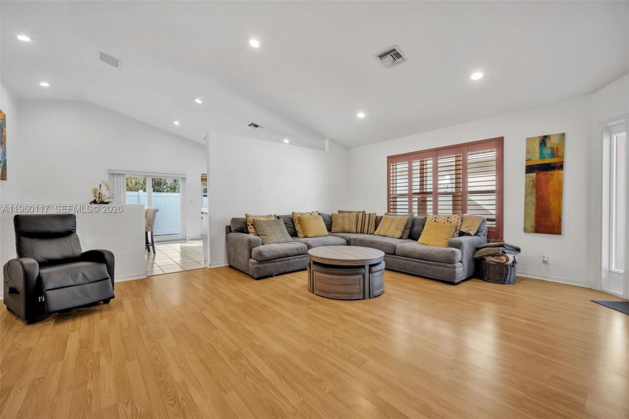 10337 Coventry Ct , Boca Raton, FL 33428 Photo