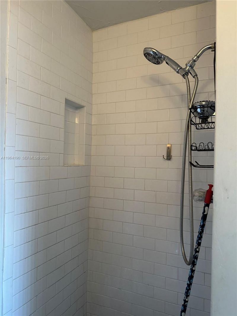 991 E 47th St, Hialeah, FL 33013 Photo