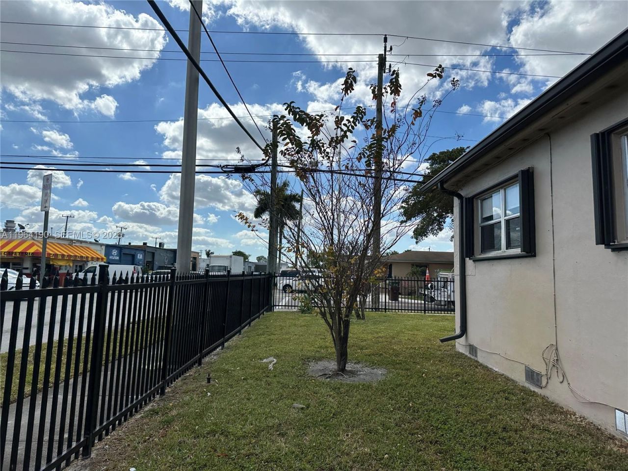 991 E 47th St, Hialeah, FL 33013 Photo