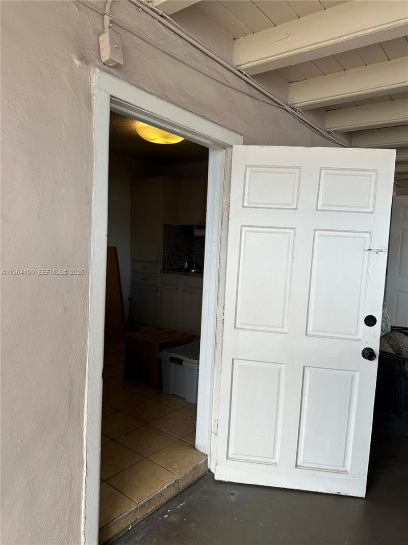 991 E 47th St, Hialeah, FL 33013 Photo