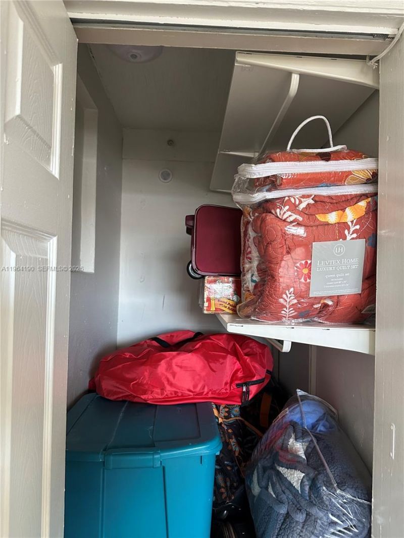 991 E 47th St, Hialeah, FL 33013 Photo