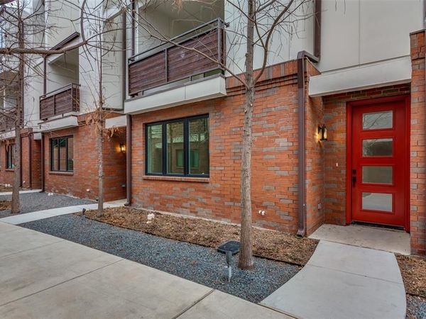 341 College Avenue, Fort Worth, TX 76104