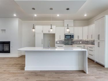 341 College Avenue, Fort Worth, TX 76104