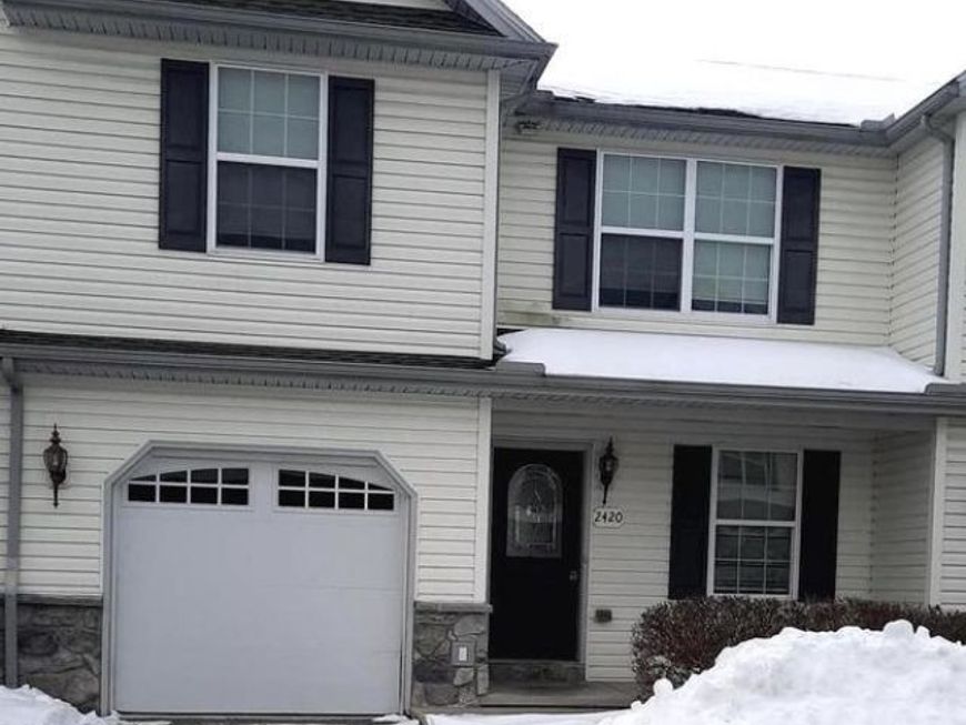 2420 Newtown Drive, Harrisburg, PA 17110 Main Photo