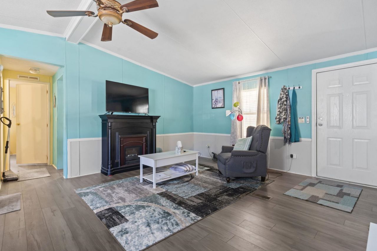 726 Oliver Dr. Photo 20