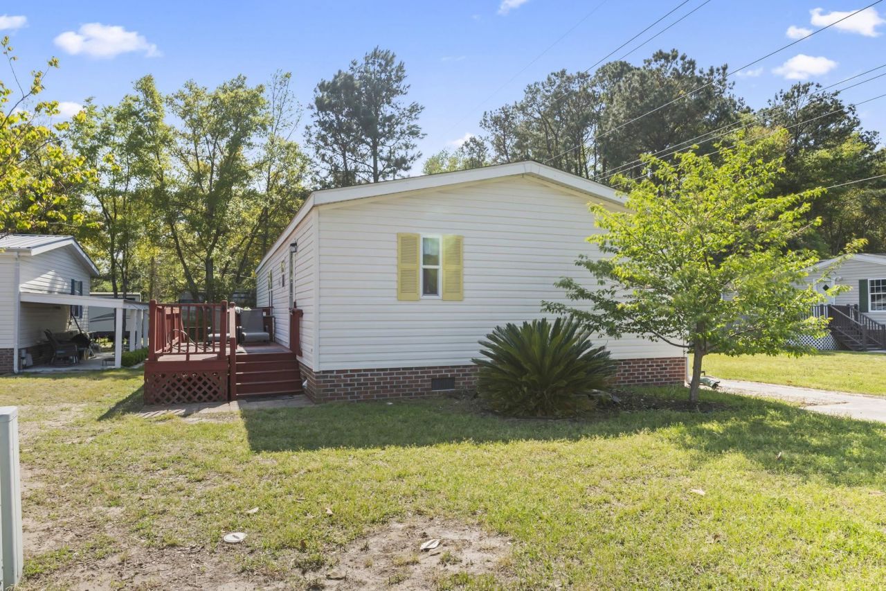 726 Oliver Dr. Photo 5