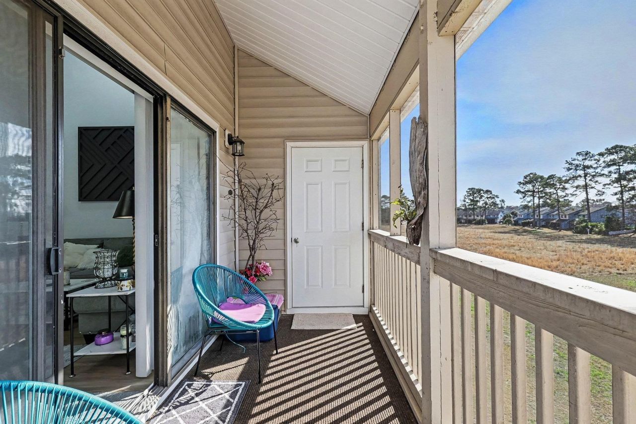 1095 Plantation Dr. W  Photo 22