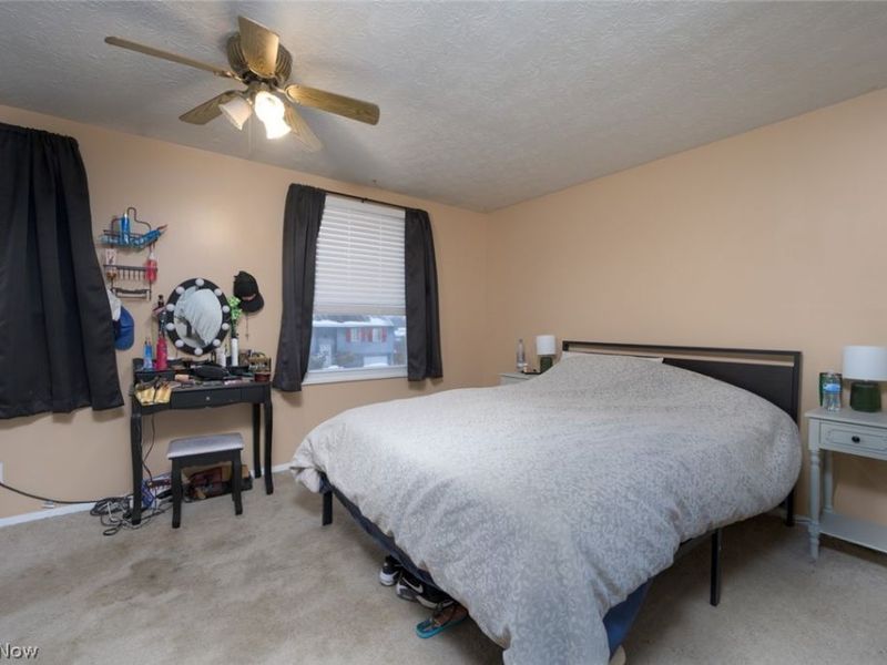 1033 Sunnywood Lane, Ravenna, OH 44266 Photo 10