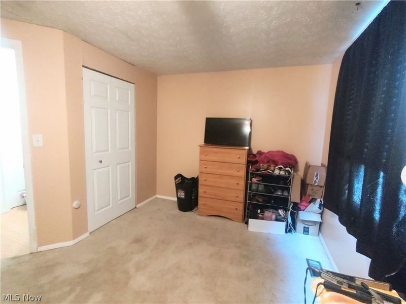 1033 Sunnywood Lane, Ravenna, OH 44266 Photo 11