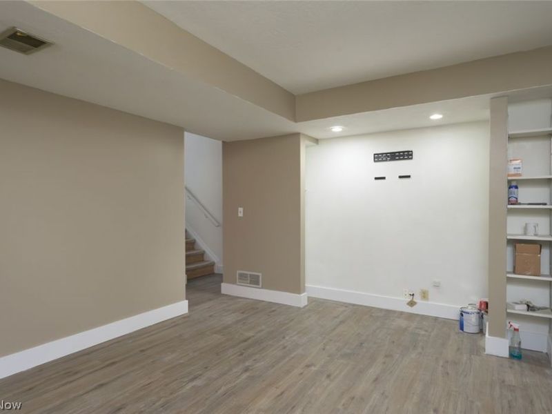 1033 Sunnywood Lane, Ravenna, OH 44266 Photo 14