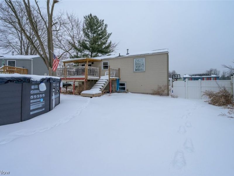 1033 Sunnywood Lane, Ravenna, OH 44266 Photo 21