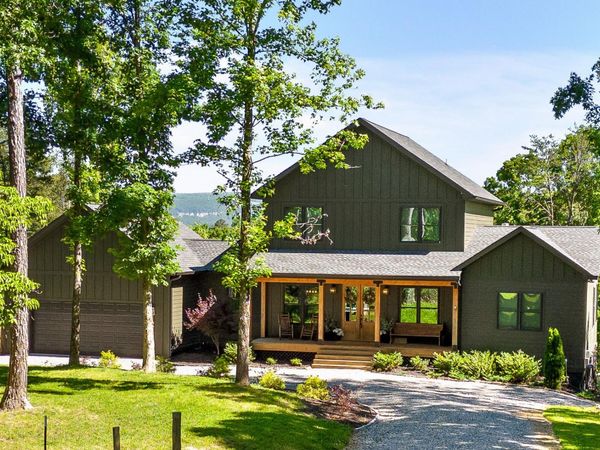 852 Old Grand Center Road, Chickamauga, GA 30707