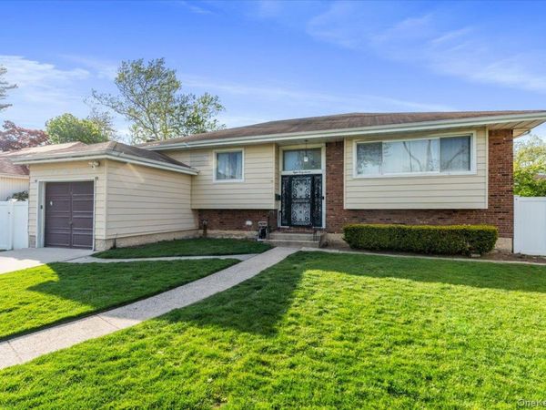 847 Oliver Avenue, North Woodmere, NY 11581