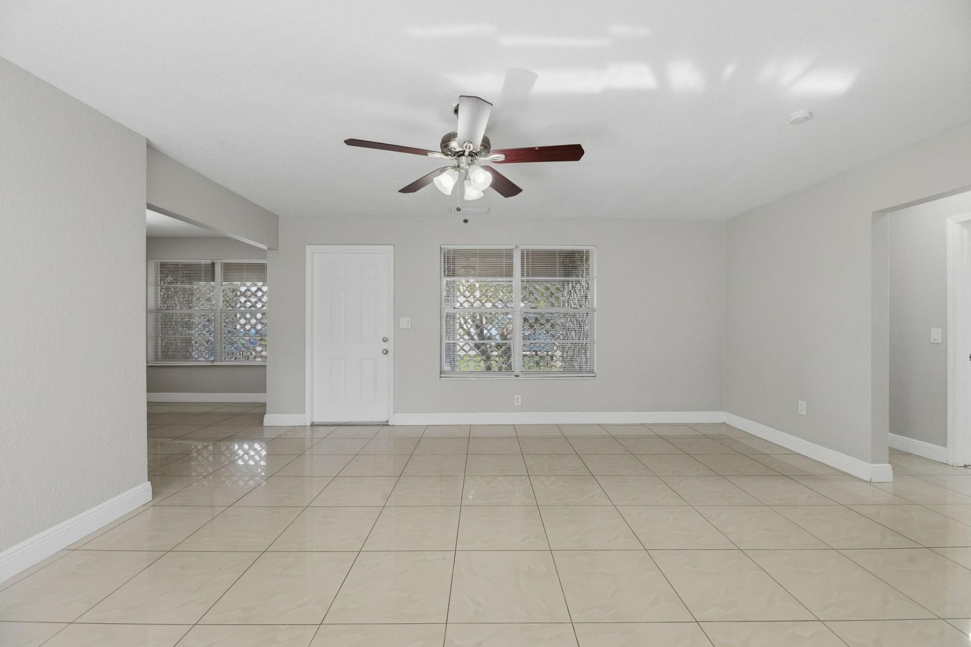 7560 Venetian St, Miramar, FL 33023 Photo