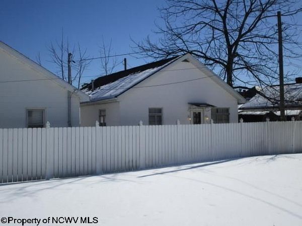 611 B W Main Street, Elkins, WV 26241