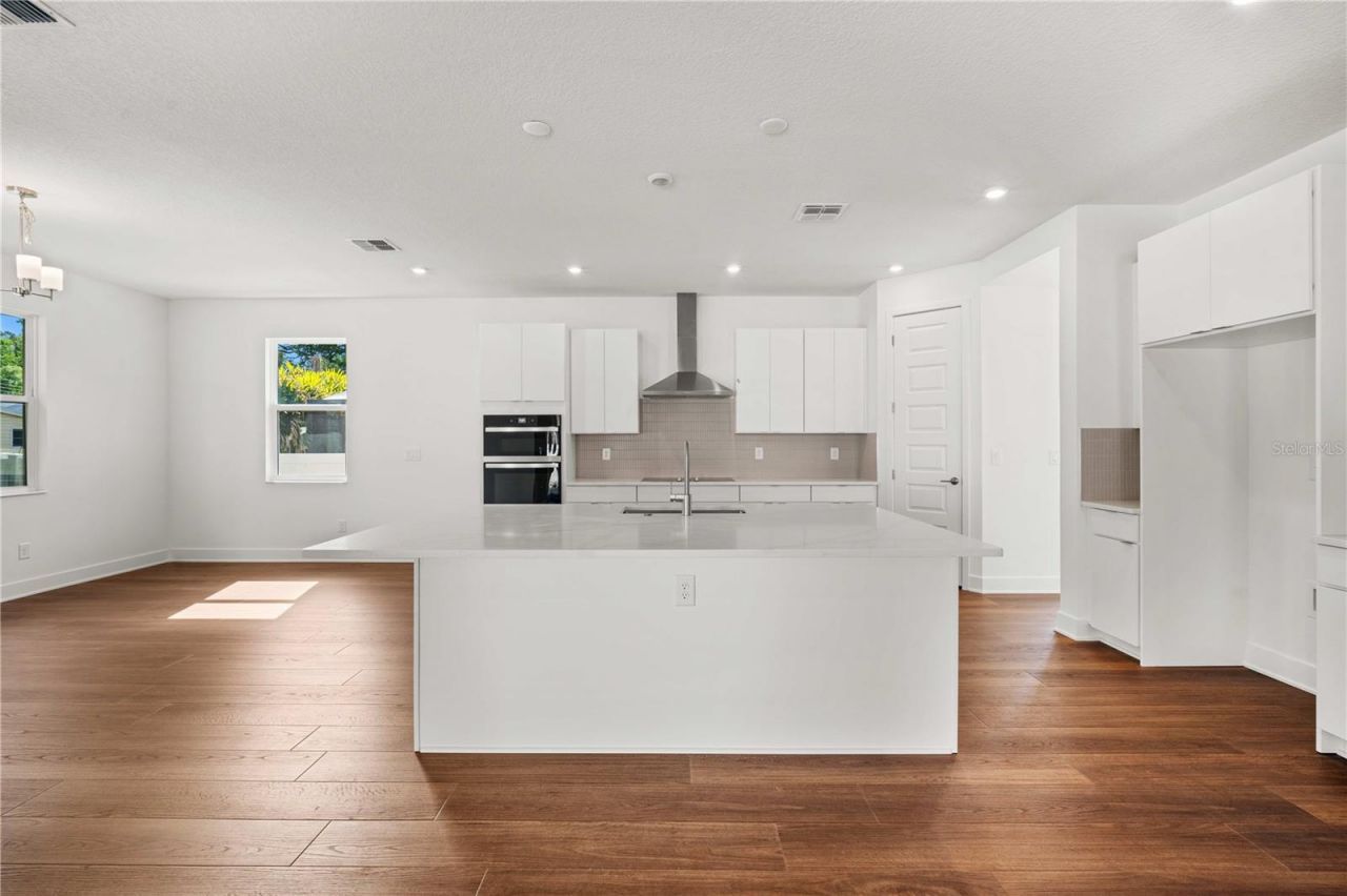 804 W Peninsular Street, Tampa, FL 33603 Photo