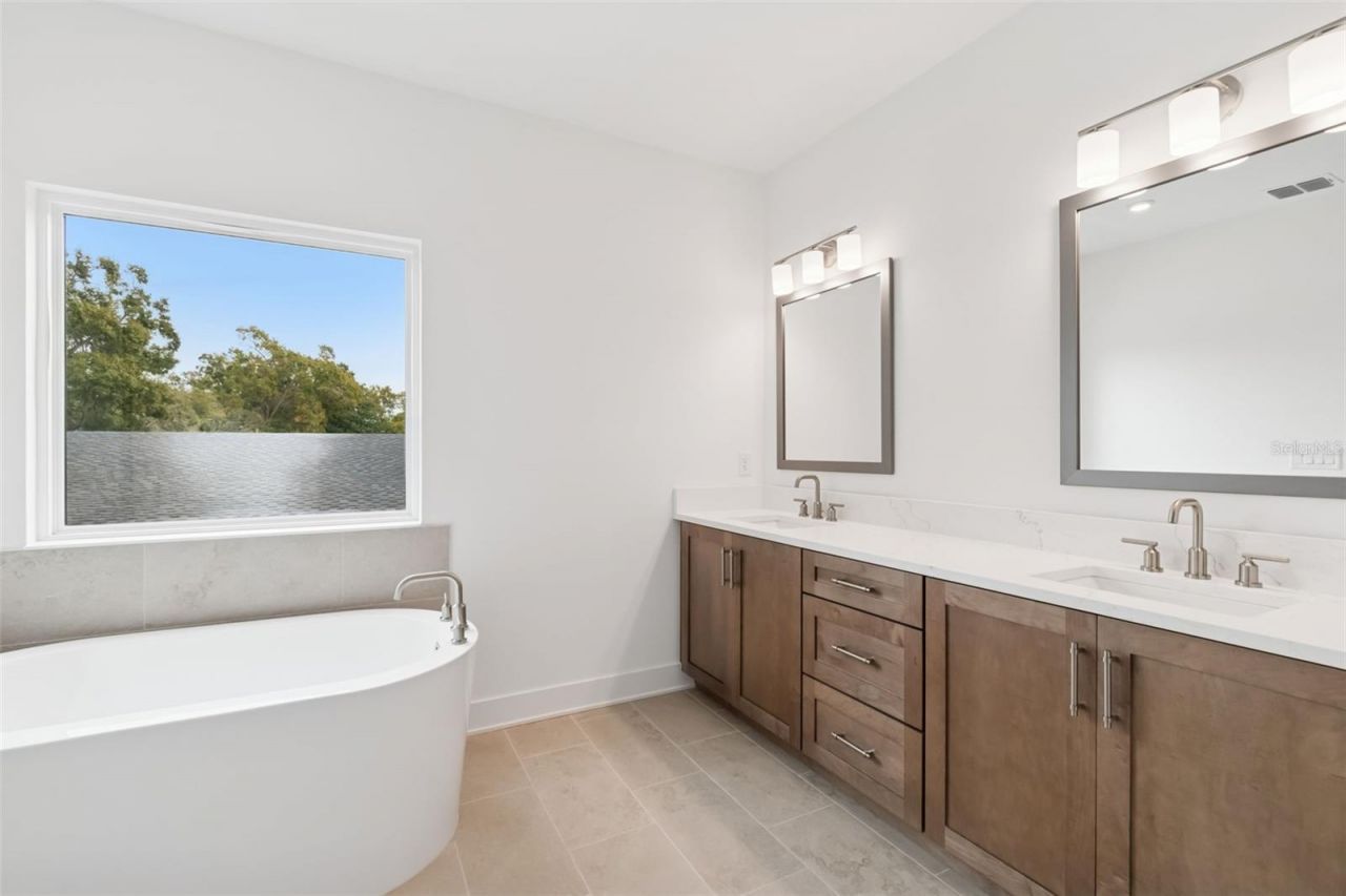 804 W Peninsular Street, Tampa, FL 33603 Photo