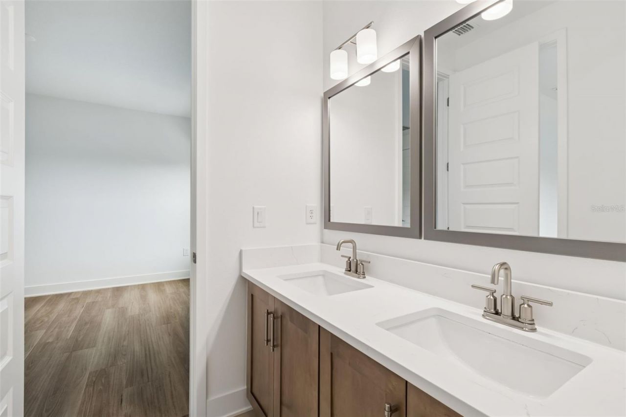 804 W Peninsular Street, Tampa, FL 33603 Photo