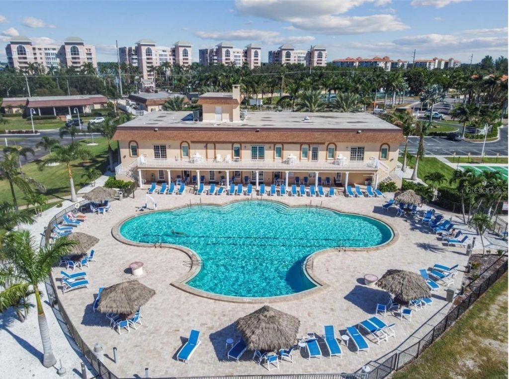 5200 Brittany Drive S, Unit 1510, Tierra Verde, FL 33715 Photo