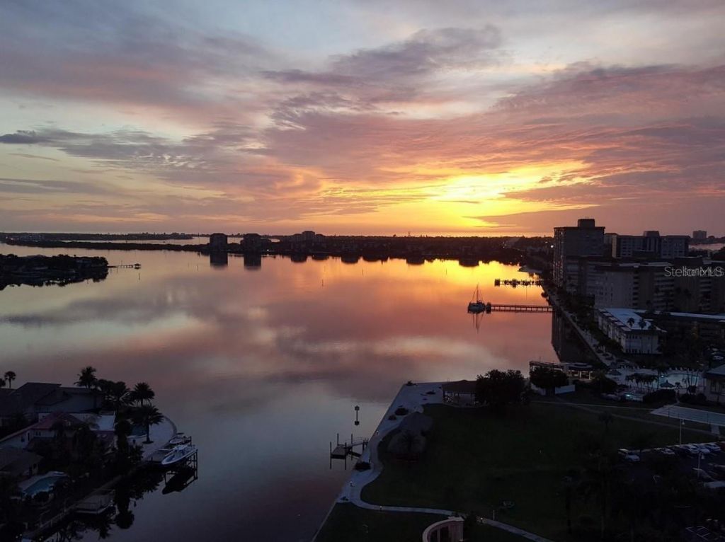 5200 Brittany Drive S, Unit 1510, Tierra Verde, FL 33715 Photo