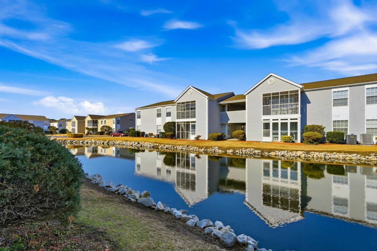 2240 Andover Dr. Photo 39