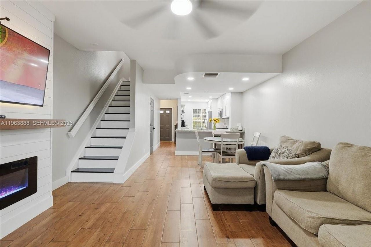 7934 Sanibel Dr, Tamarac, FL 33321 Photo