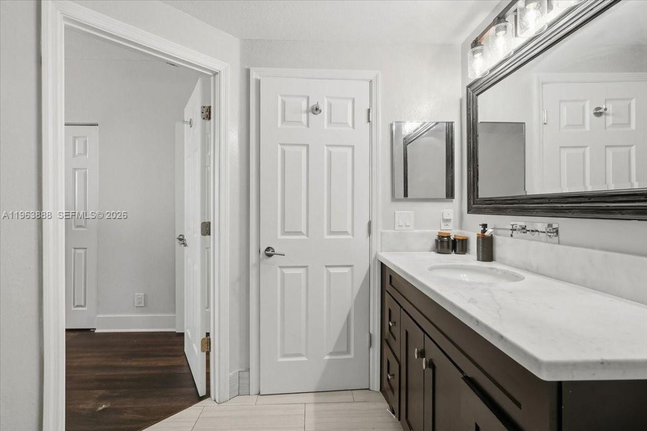 7934 Sanibel Dr, Tamarac, FL 33321 Photo