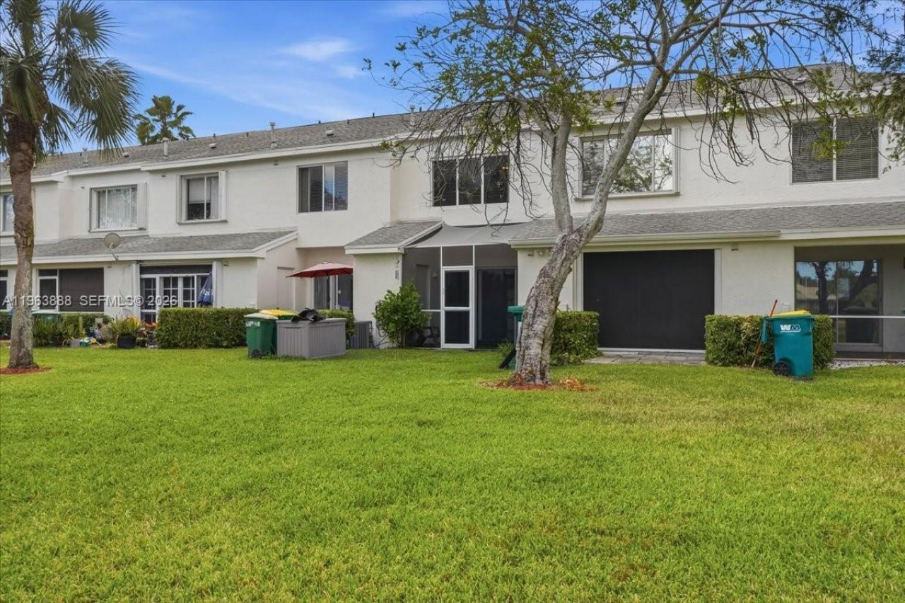 7934 Sanibel Dr, Tamarac, FL 33321 Photo