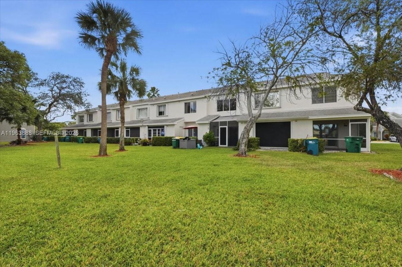 7934 Sanibel Dr, Tamarac, FL 33321 Photo