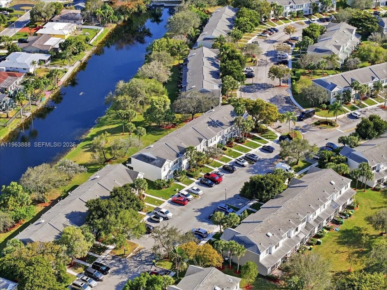 7934 Sanibel Dr, Tamarac, FL 33321 Photo