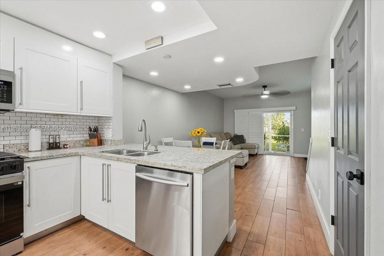 7934 Sanibel Dr, Tamarac, FL 33321 Photo