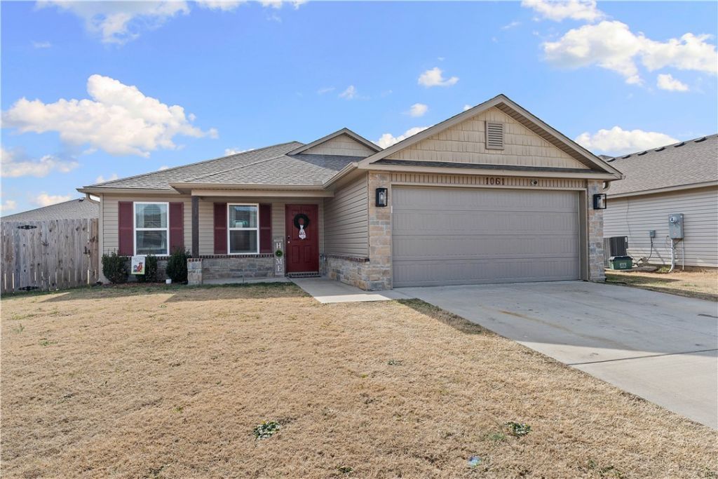 1061 E Bunting Street, Fayetteville, AR 72701 Main Photo