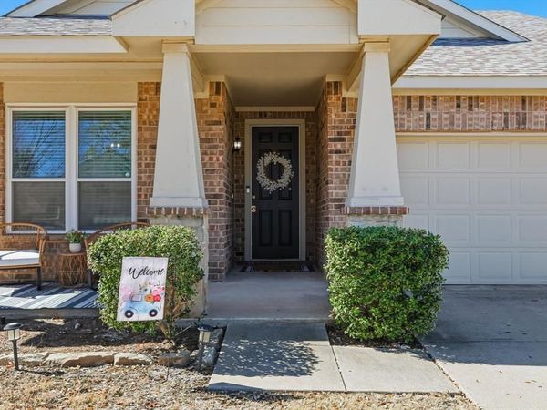 921 John Kennedy Drive, Saginaw, TX 76179