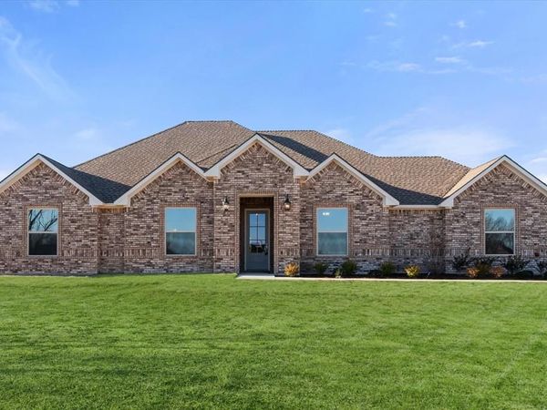 309 Fairway Parks Drive, Corsicana, TX 75110