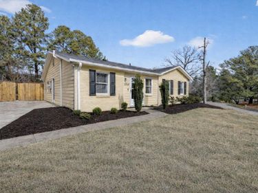 2708 Plainsfield Circle, Raleigh, NC 27610