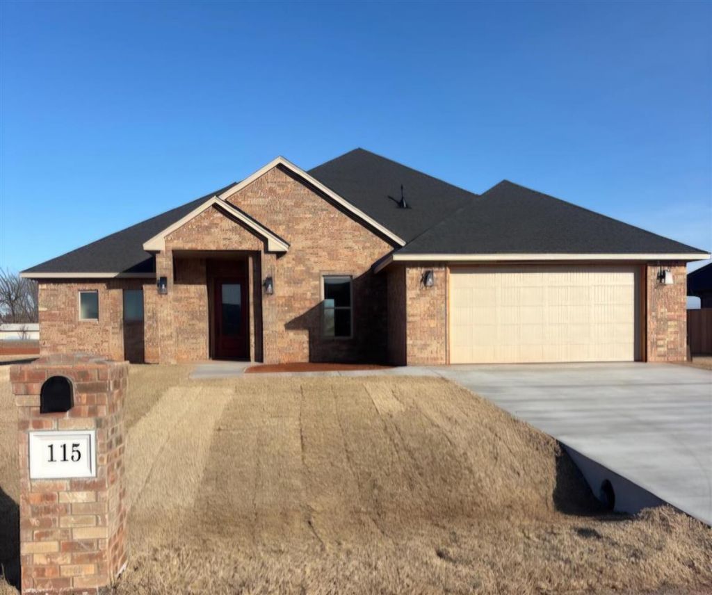 115 S 6th Ave, Sterling, OK 73567 Main Photo