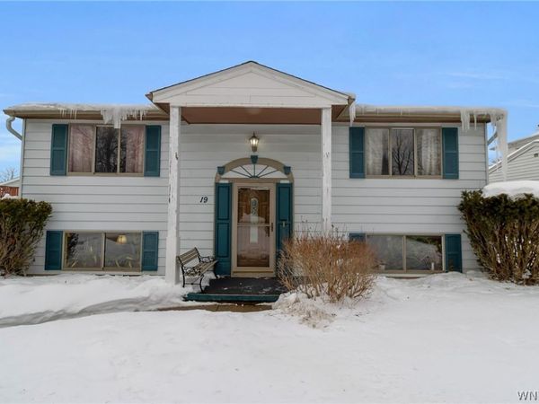 19 Sunset Court, Buffalo, NY 14228