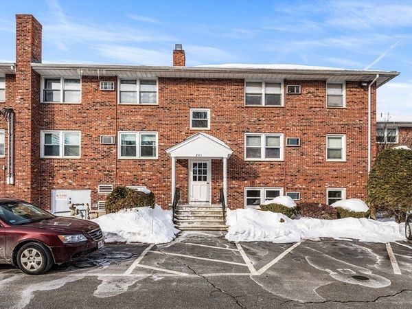 241 Main St, Unit C3, Reading, MA 01867