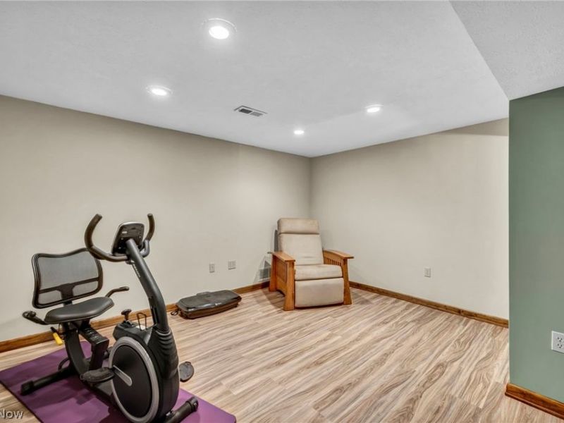 18313 Potomac Drive, Strongsville, OH 44136 Photo 36