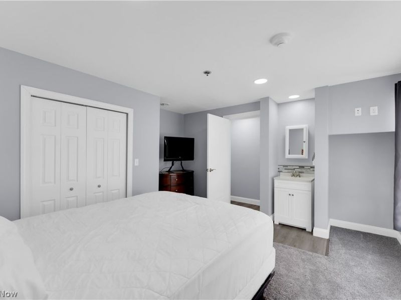 797 E Market Street, Unit 213, Akron, OH 44305 Photo 16